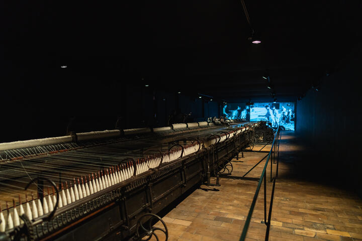 De spinmachine 'selfactor' in het Industriemuseum in Gent