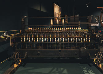 Máquina de hilar Mule Jenny: pieza superior del Museo de la Industria.