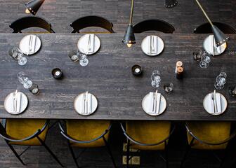 Set table in yalo Restaurant