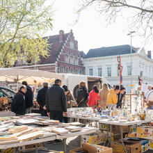 People browsing on the second hand market At St Jacobs